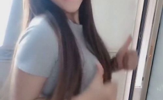 小姐姐在家独自跳舞动漫,小姐姐的二次元舞蹈狂欢